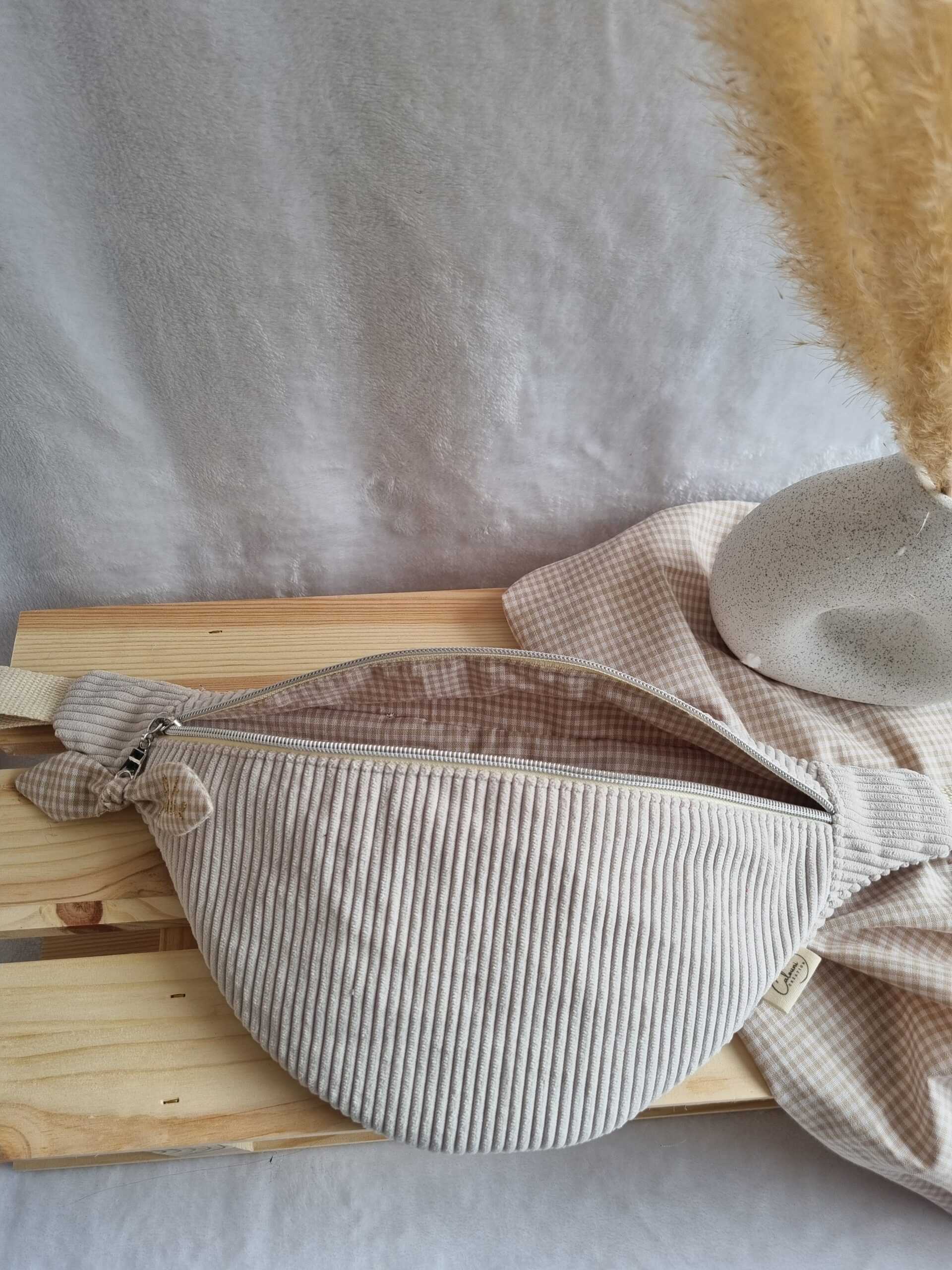 Sac banane en velours côtelé – Image 8