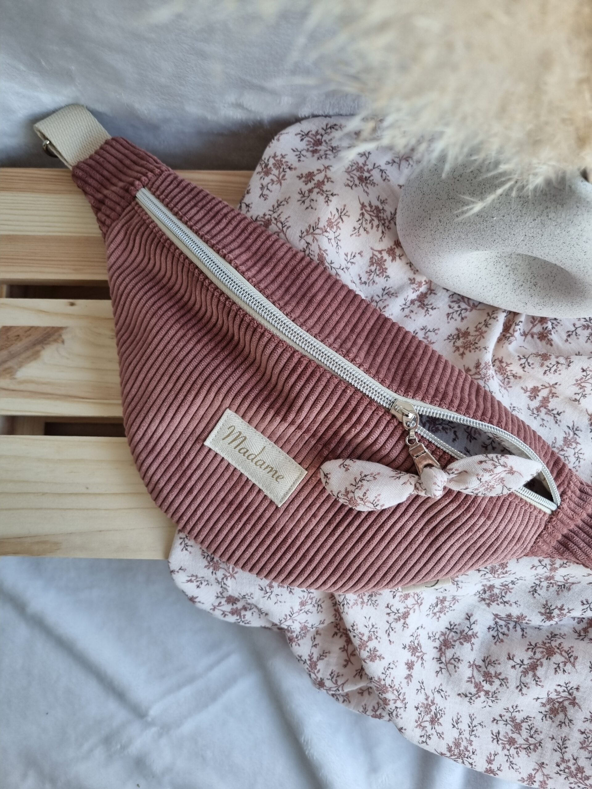 Sac banane en velours côtelé – Image 13